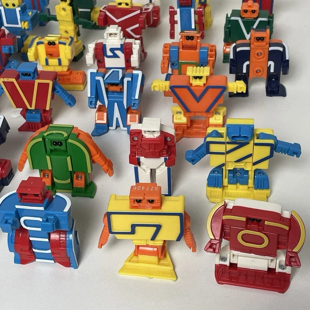 The Unbranded Brand alphabet robots